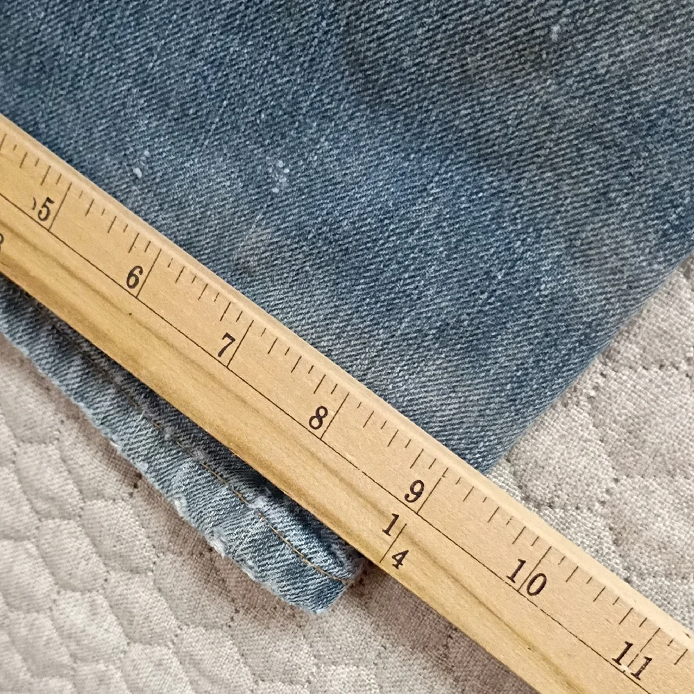 Carhartt Men's 36x30 Relaxed Fit Jeans DISTRESSED - See Notes